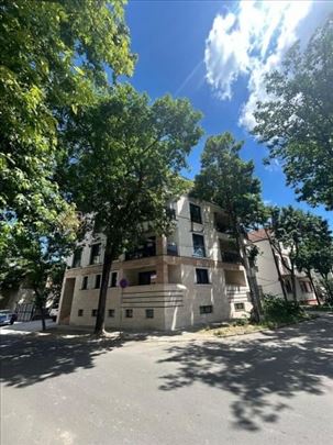 Useljivo, lux, vrhunski kvalitet, 2.0
