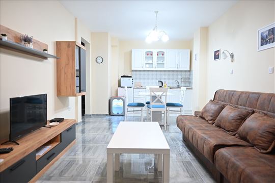 Vrnjačka Banja, apartman, dva bazena i parking