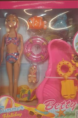 Betty Barbika na plazi novo lutka za devojcice