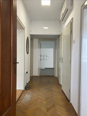 Izdaje se kuća Betanija Sajmište Novi Sad