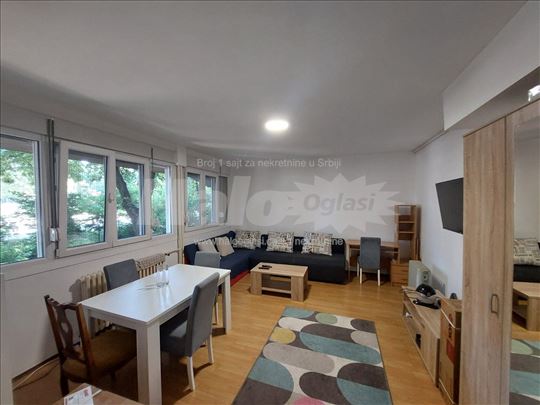 1.0  Aleksinačkih rudara, hotel Jugoslavija