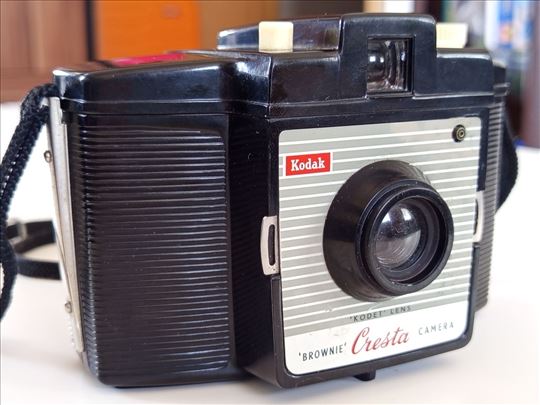 Kodak Brownie Cresta Camera (na stanju)