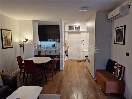 Stan LUX Beograd Vracar 55m2 Kapije Vracara