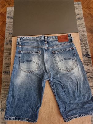 Tommy Hilfiger teksas bermude vel.32 ( M )