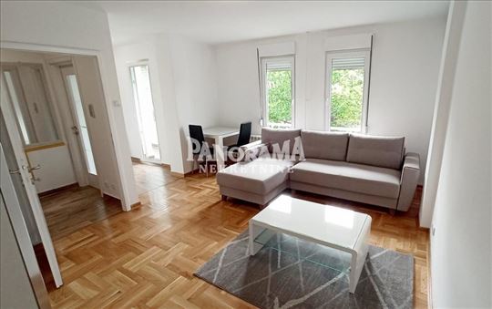 Blok 24, 33m2, kompletno namešten, lux ID#3221