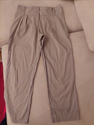 Pamučne pantalone na straftice letnje     