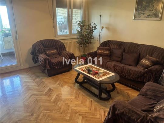 Renoviran uknjižen stan - Bežanijska kosa ID#3809