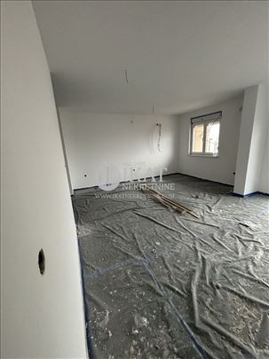 Stara Pazova 95m2 četvorosoban stan u novogradnji