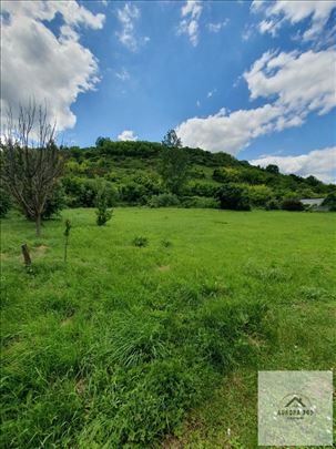 Vrdnik, OdliČno Imanje Na 22ara, KuĆa 180m2, Na Gl
