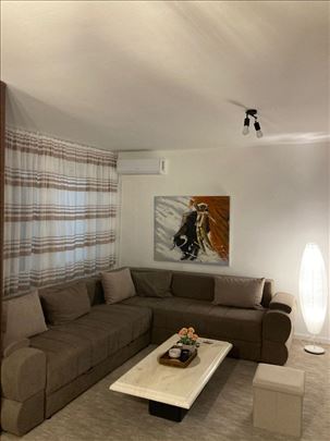 Blok 30, renoviran, odličan, ID 24381