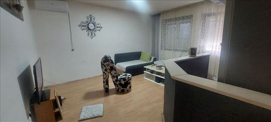 Funkcionalan jednosoban stan u Dositejevoja ulici