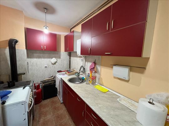 Kuća površine 107m2 na placu od 10 ari 