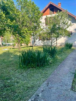 Ledinci kuća 144m2+32m2 pom.objekti  HITNO!