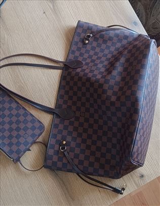 LV,Neverfull, prelepa nova torba