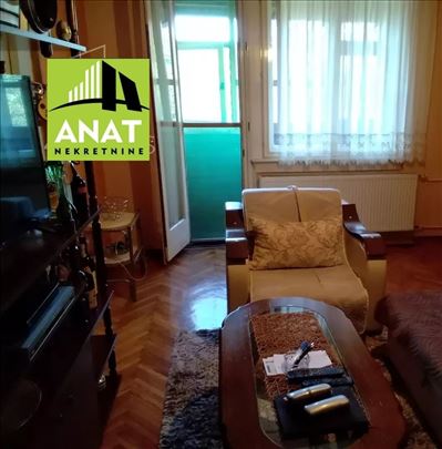 Namesten dvosoban stan u Stanovu