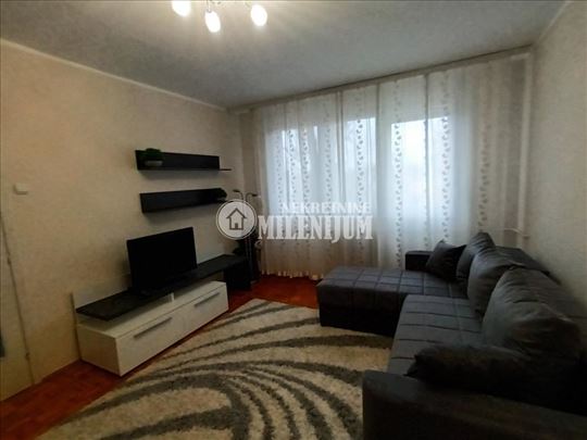 Namešten stan za izdavanje u Zemunu ID#2046