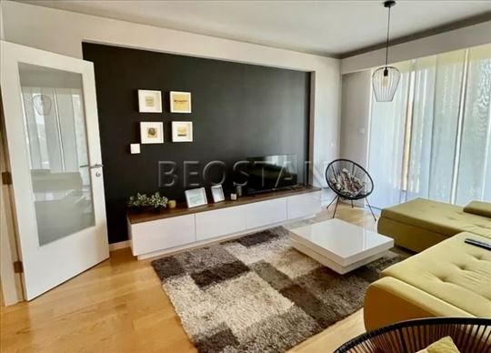 Novi Beograd - West 65 #362535