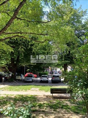 Odličan stan u centru sa parkingom! ID#206