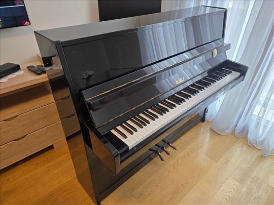 Pianino - PETROF