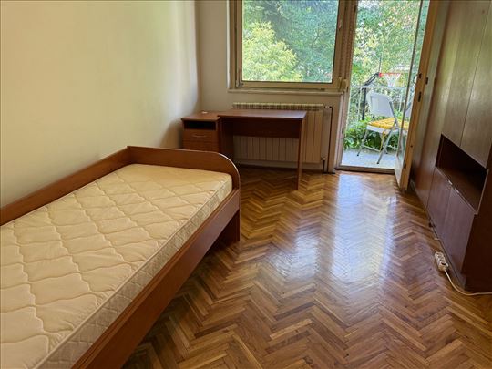 Trosoban stan, Polunamesten, Nova tehnika, Useljiv