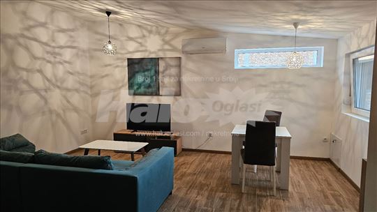 Dvosoban stan strogi centar grada