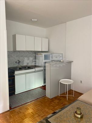 Garsonjera na Vidikovcu 30 m2