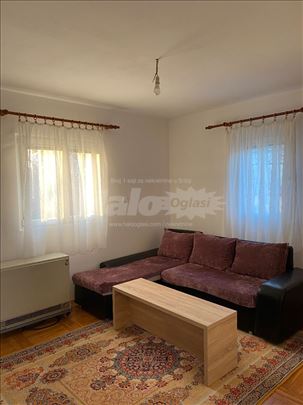 Izdaje se stan u kuci u Krnjaci