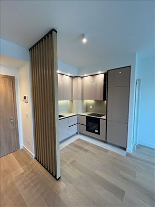 Nov stan u zgradi Kings residences