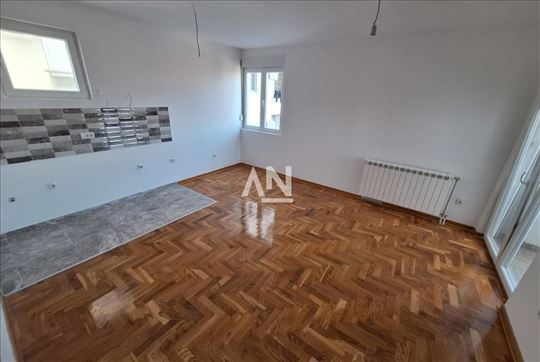 Palilula, Viš.banja, Slanački put, 58m2 ID#20147
