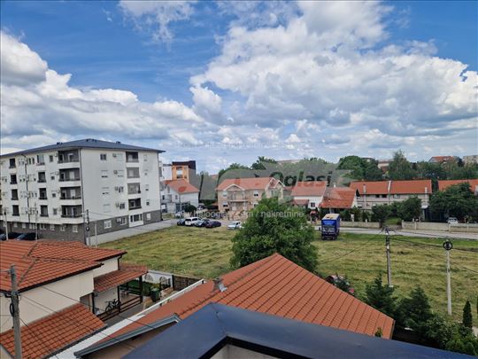 Savršen dvoiposoban nov Altina 52kvadrata