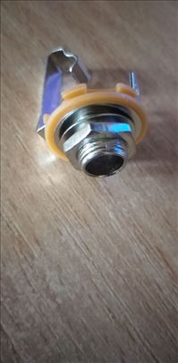 Ulazni Input jack 6,35 mm.
