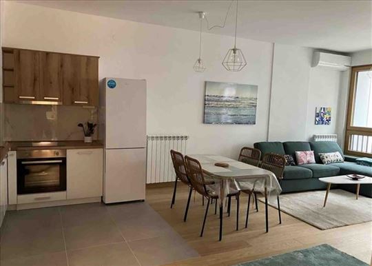 ZepTerra, 2.0 namešten, garaža,pet friendly ID#817