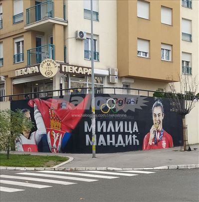 Izdavanje, Dvosoban Stan u Samom Centru Naselja