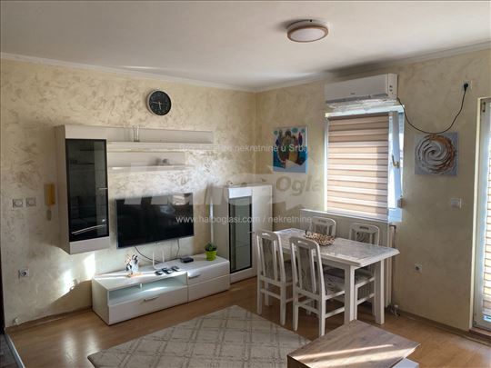 Krnjača, 40 m², dvosoban, svi troškovi uključeni!