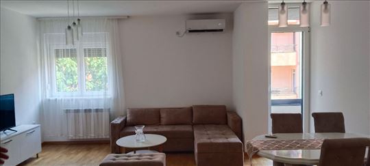 Sunnyville,lux 3.0 stan, 67 m2