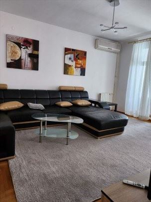 Arena, novogradnja,93m2, trosoban, namešten,terasa