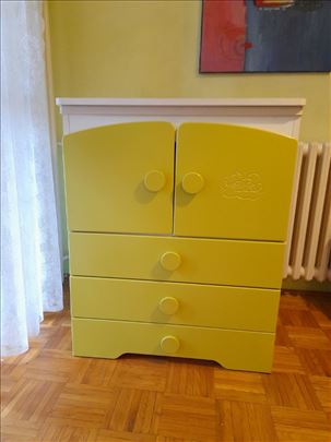 Bebi komoda sa kadicom u odlicnom stanju!
