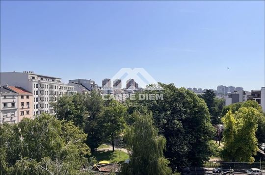 Dupleks kod Čuburskog parka, 137m2 + 2 terase