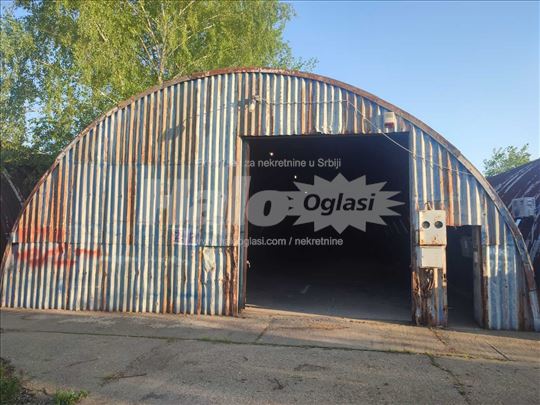 Izdajem Limeni Magacin - 400m2 Blizu Carine 