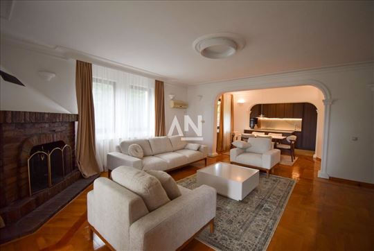 Savski Venac, Dedinje, Pivljanina Baje, 160m2 ID#1