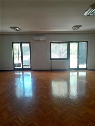 Senjak, kod pijace, 110m2, 3,0