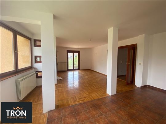 Trosoban stan na Raju-95,28m2