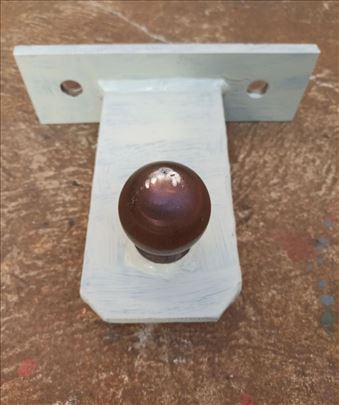 Vučna kuka sa kuglom 