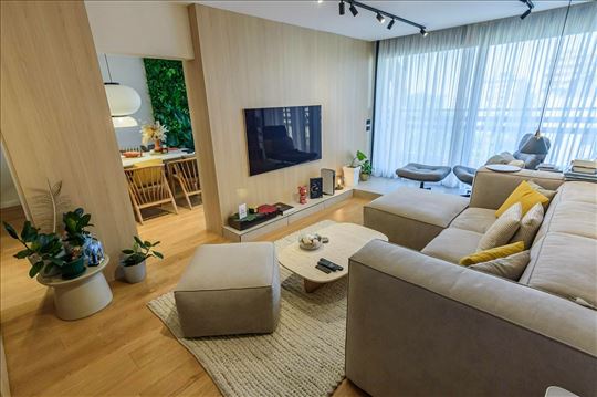 Najlepši stan u bloku 70a, LUX, 117m2, 4.0, NBG