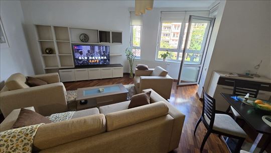 Park apartmani, namešten, opciono garažno mesto