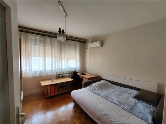 Izdaje se, 1.5, 47m2, Voj.Stepe kod Više elektro