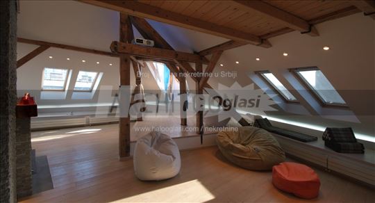 Jedinstven prostor, 150+ m2, dupleks, srce Zemuna