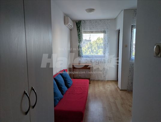 Nameštena garsonjera Karaburma