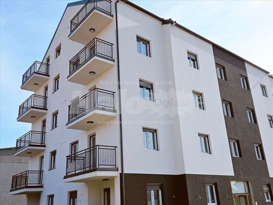 Prodaja stan Altina
