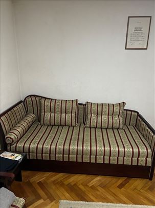 Trosed koji se razvlaci i dvosed